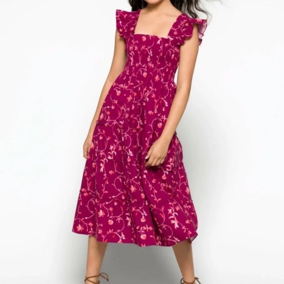 Hill House Dresses & Skirts - Hill House Ellie Floral Nap Dress NEW!